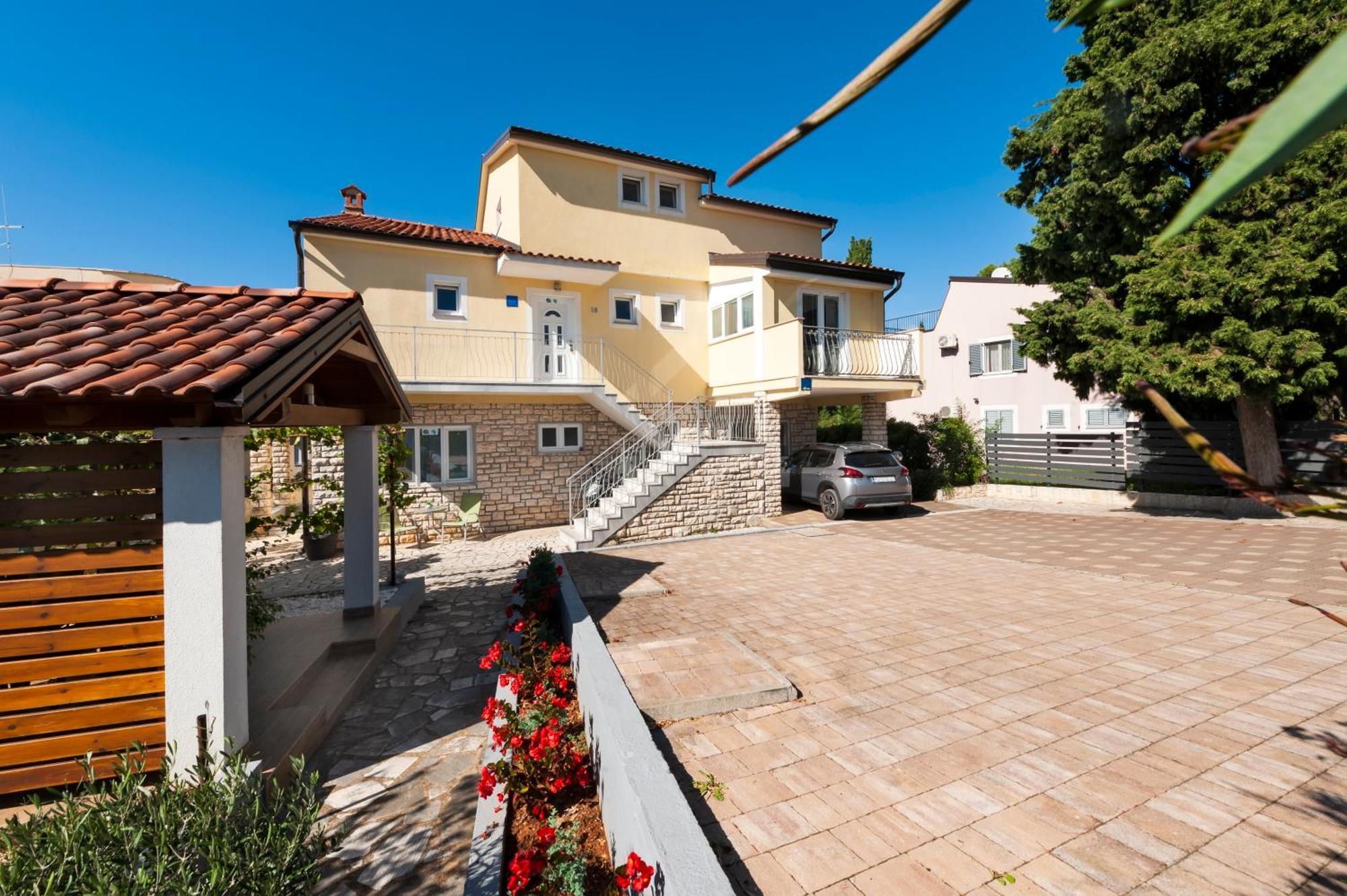 Apartments & Room Anita Rovinj Kültér fotó